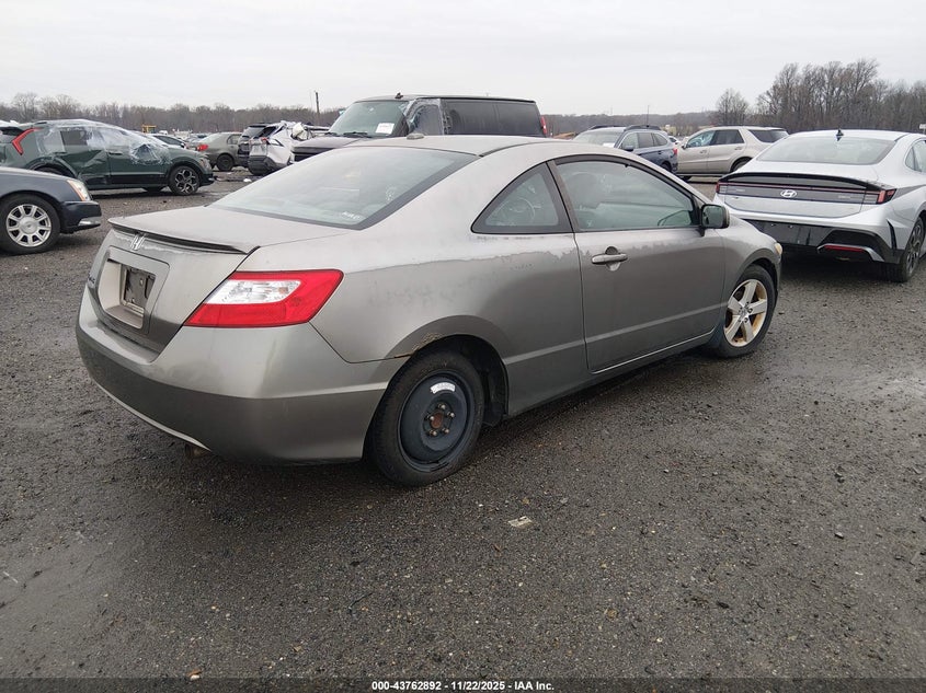 2HGFG12978H526447 2008 HONDA CIVIC photo no. 4