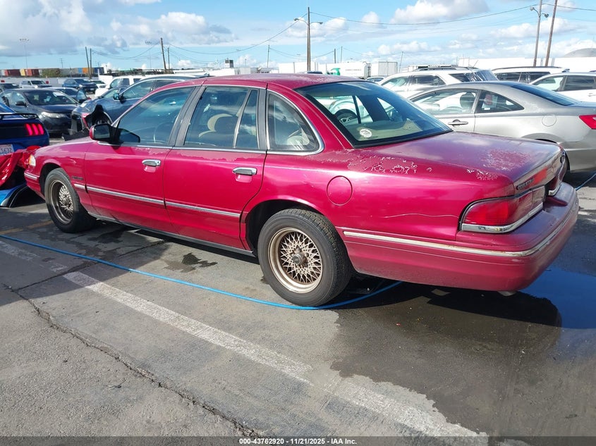 2FALP74W0SX166268 1995 FORD CROWN VICTORIA photo no. 3