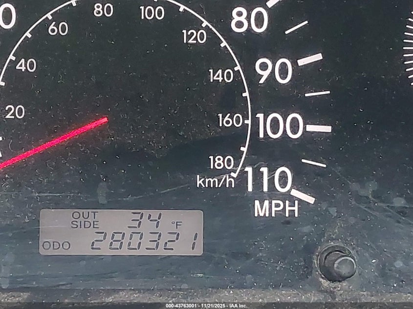 2005 Toyota Corolla Le VIN: 2T1BR30E05C483319 Lot: 43763001