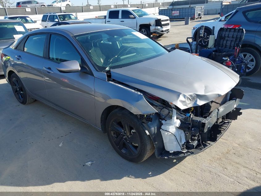 HYUNDAI ELANTRA BLUE