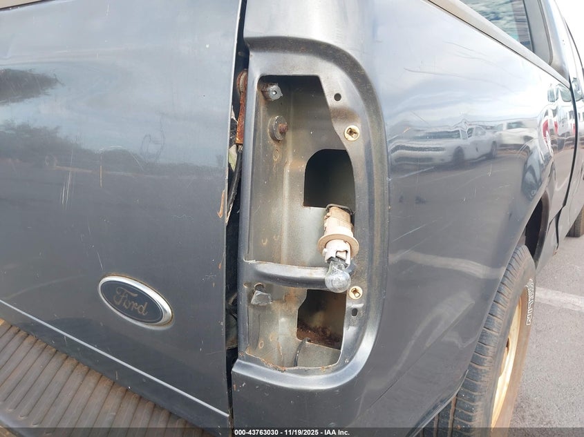 2002 Ford F-150 Xl/Xlt VIN: 1FTRX17232NB48830 Lot: 43763030