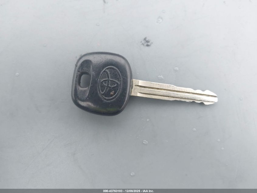 2003 Toyota Sequoia Limited V8 VIN: 5TDBT48A13S145618 Lot: 43763103