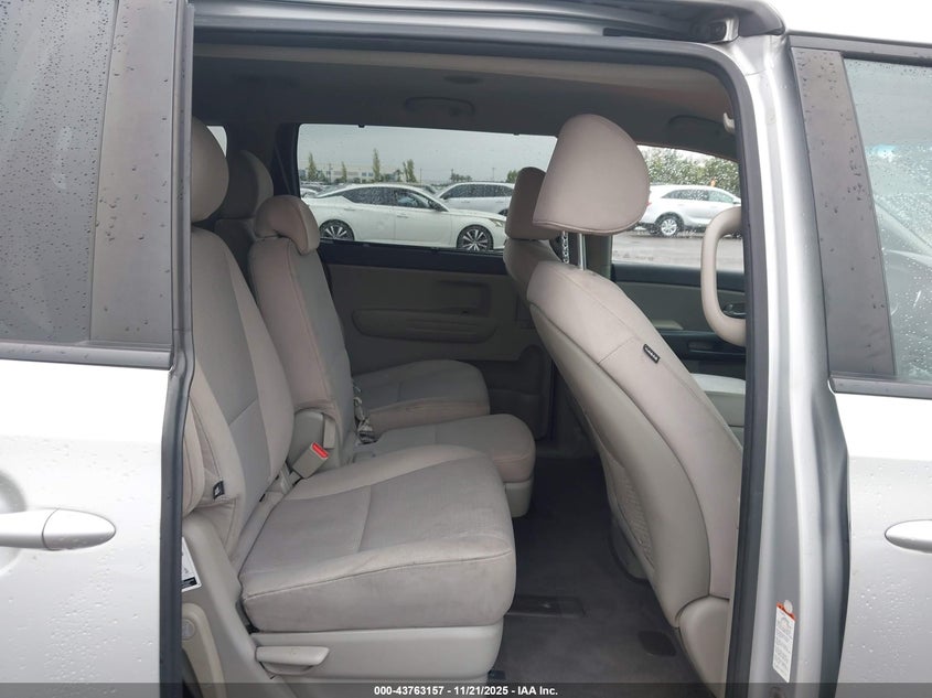 2016 Kia Sedona Lx VIN: KNDMB5C17G6192327 Lot: 43763157