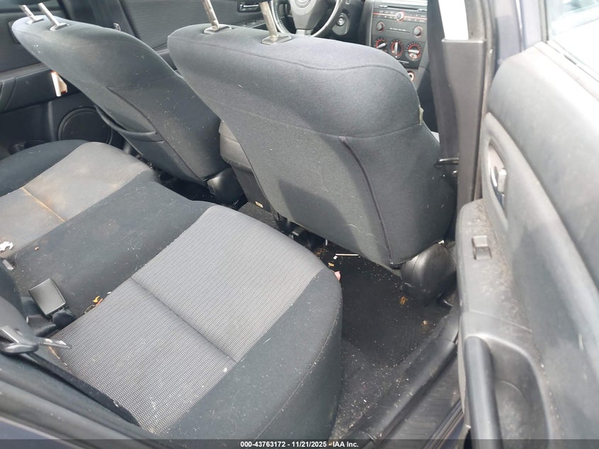 2009 Mazda Mazda3 I VIN: JM1BK32F291236808 Lot: 43763172