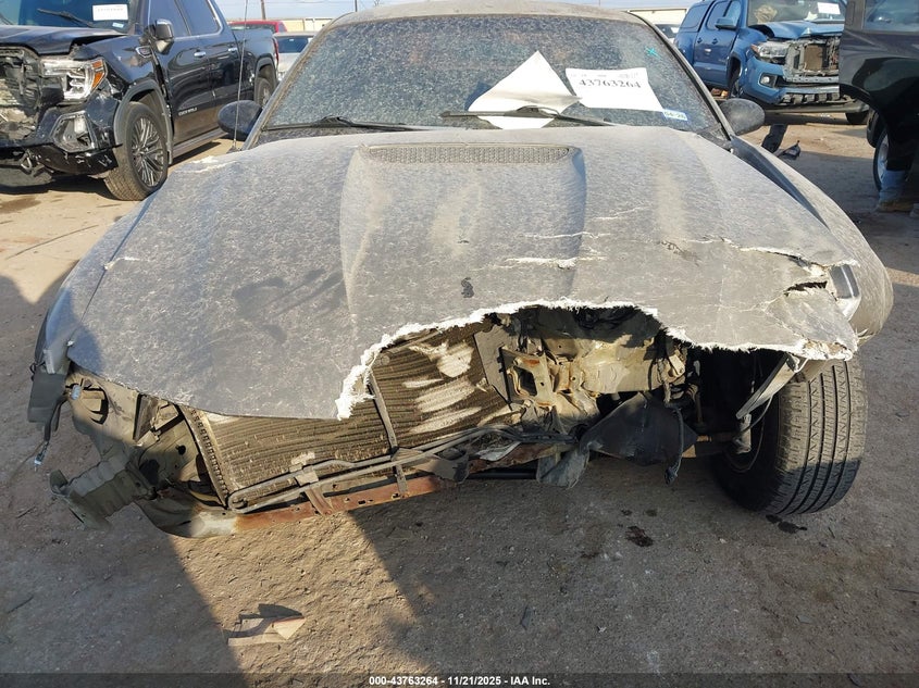 2002 Ford Mustang VIN: 1FAFP40492F215012 Lot: 43763264