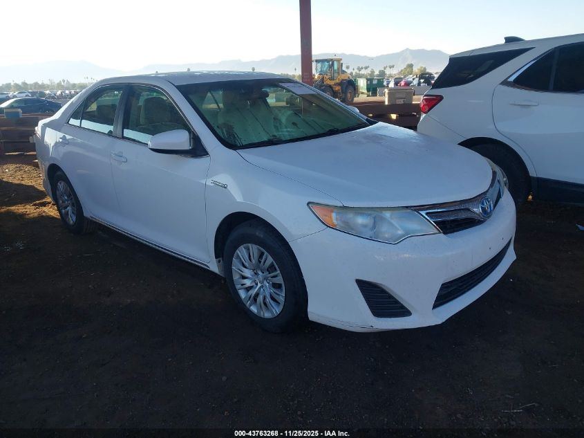 TOYOTA CAMRY HYBRID LE