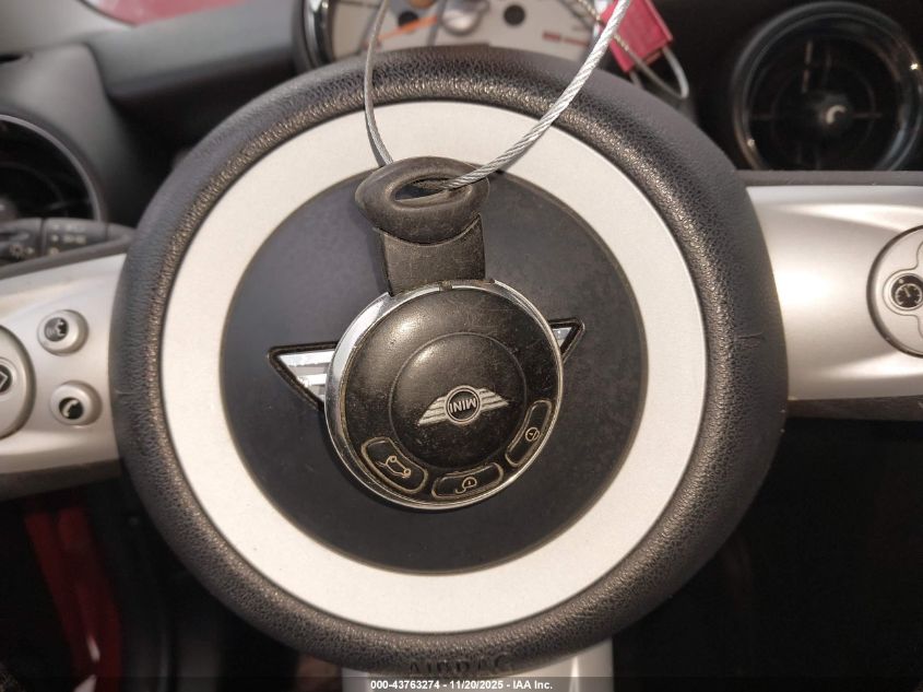 2007 Mini Cooper S VIN: WMWMF73507TT84271 Lot: 43763274