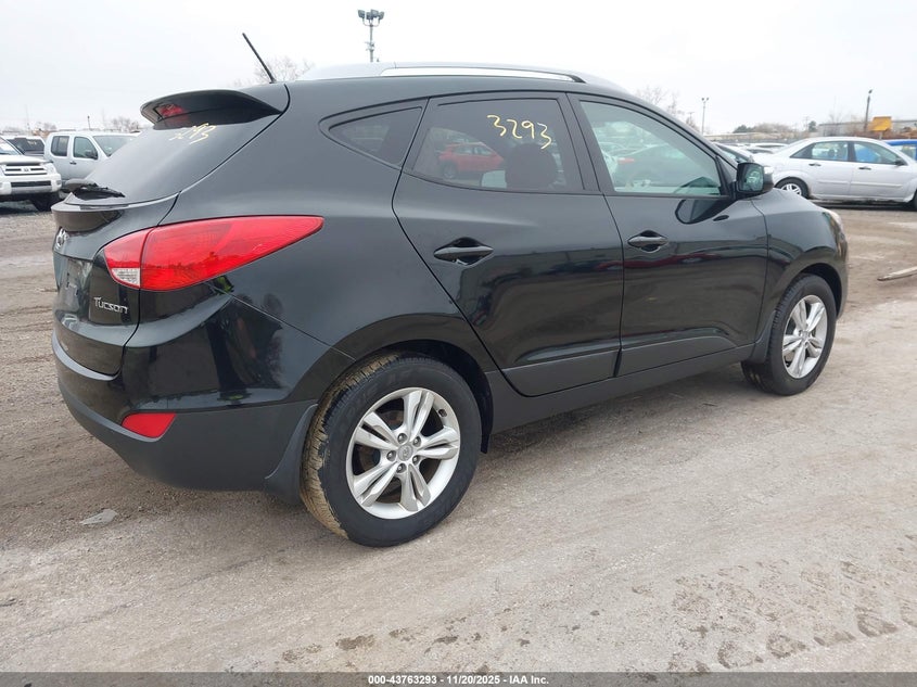 KM8JU3AC4CU386871 2012 HYUNDAI TUCSON photo no. 4