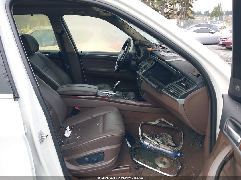 2008 BMW X5 4.8I VIN: 5UXFE83538L165843 Lot: 43763420