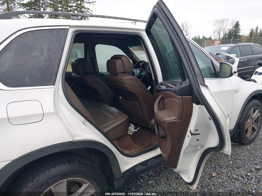 2008 BMW X5 4.8I VIN: 5UXFE83538L165843 Lot: 43763420