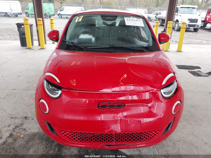 2024 Fiat 500E Inspi(Red) Fwd VIN: ZFAFFAA40RX203420 Lot: 43763457