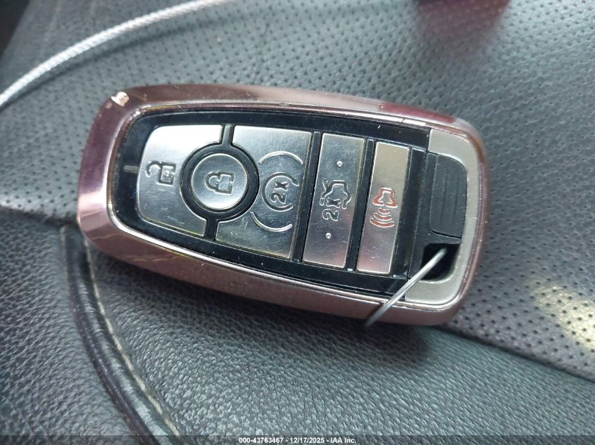 2018 Ford Fusion Titanium VIN: 3FA6P0D9XJR233714 Lot: 43763467