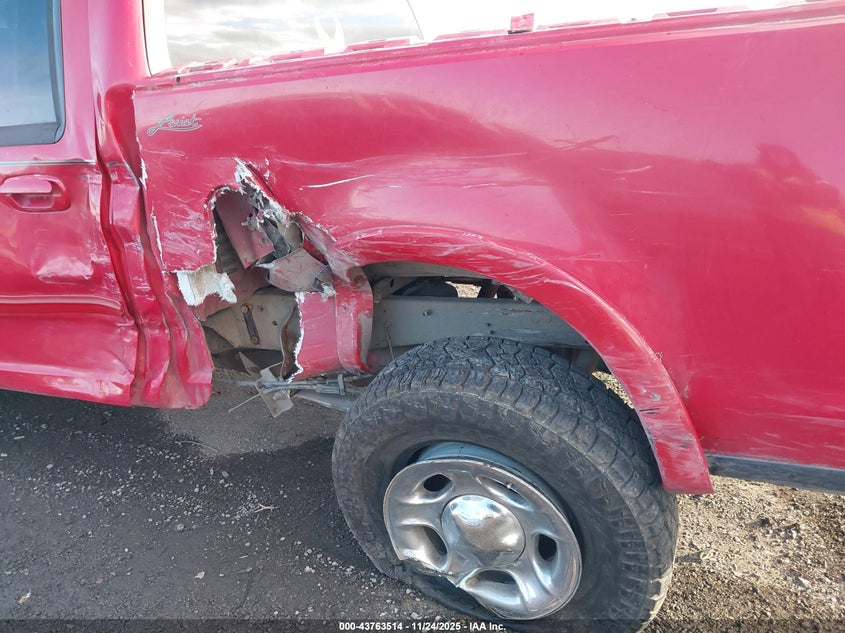 2001 Ford F-150 Harley-Davidson Edition/King Ranch Edition/Lariat/Xlt VIN: 1FTRW07L61KA88032 Lot: 43763514