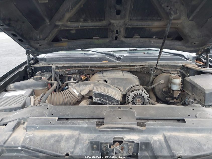 2007 Chevrolet Tahoe Ltz VIN: 1GNFK13057R418640 Lot: 43763541