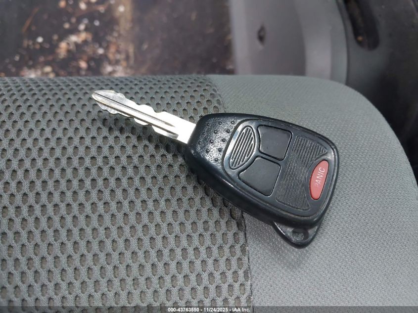 2007 Jeep Wrangler Unlimited Sahara VIN: 1J4GA59127L120826 Lot: 43763550