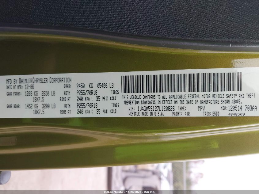 2007 Jeep Wrangler Unlimited Sahara VIN: 1J4GA59127L120826 Lot: 43763550