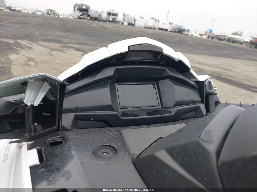 2025 Yamaha Vx VIN: 00000YAMA1320H425 Lot: 43763555