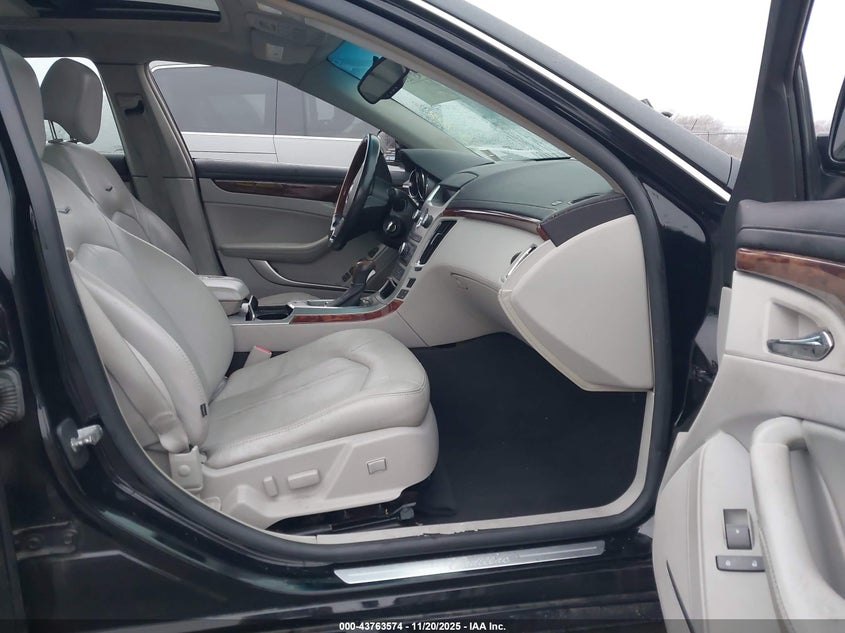 1G6DV57V090120821 2009 CADILLAC CTS photo no. 5