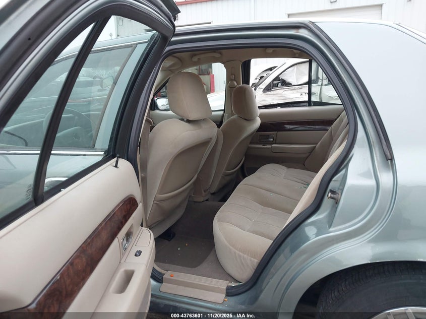 2005 Mercury Grand Marquis Gs VIN: 2MEFM74W85X674135 Lot: 43763601