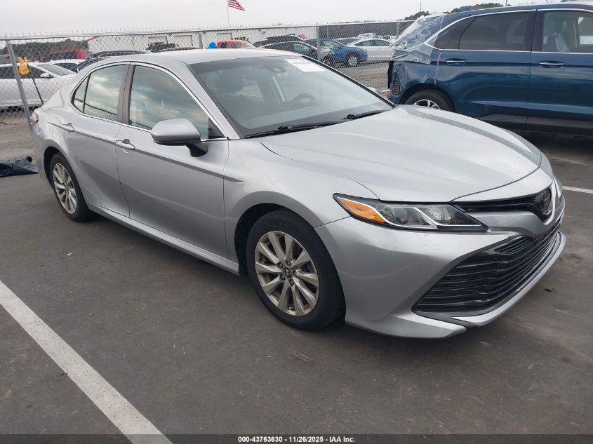 TOYOTA CAMRY LE