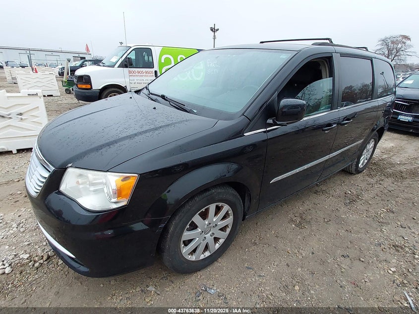 2C4RC1BG0ER317725 2014 CHRYSLER TOWN & COUNTRY photo no. 2