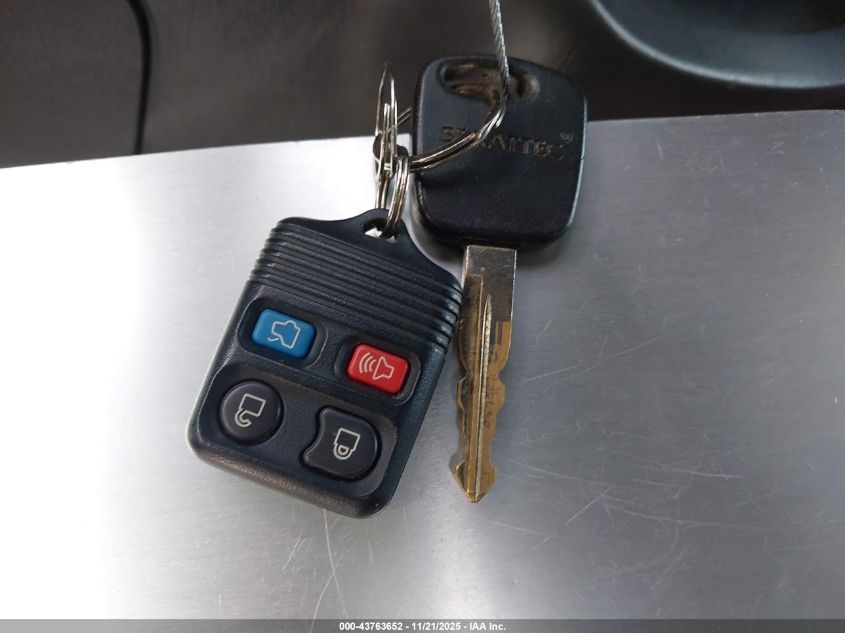 2003 Ford Focus Zx3 VIN: 3FAFP31Z93R168489 Lot: 43763652