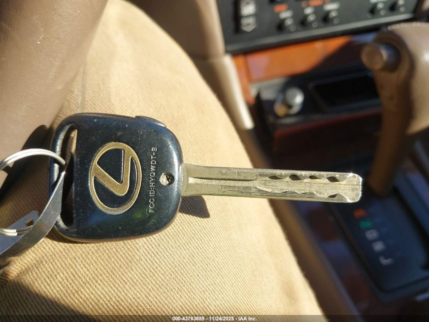 1996 Lexus Es 300 VIN: JT8BF12G7T0170138 Lot: 43763689