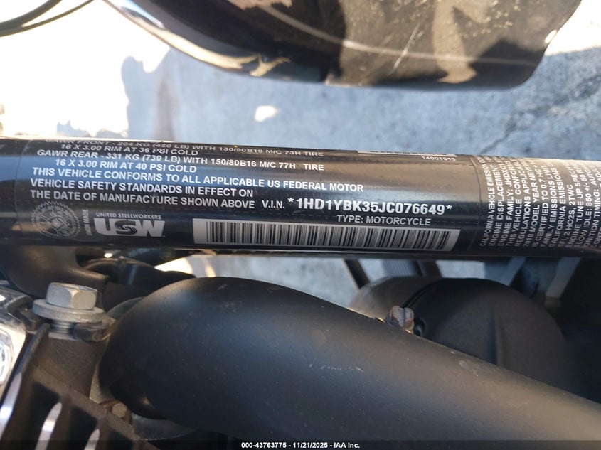 2018 Harley-Davidson Flhcs Heritage Classic 114 VIN: 1HD1YBK35JC076649 Lot: 43763775