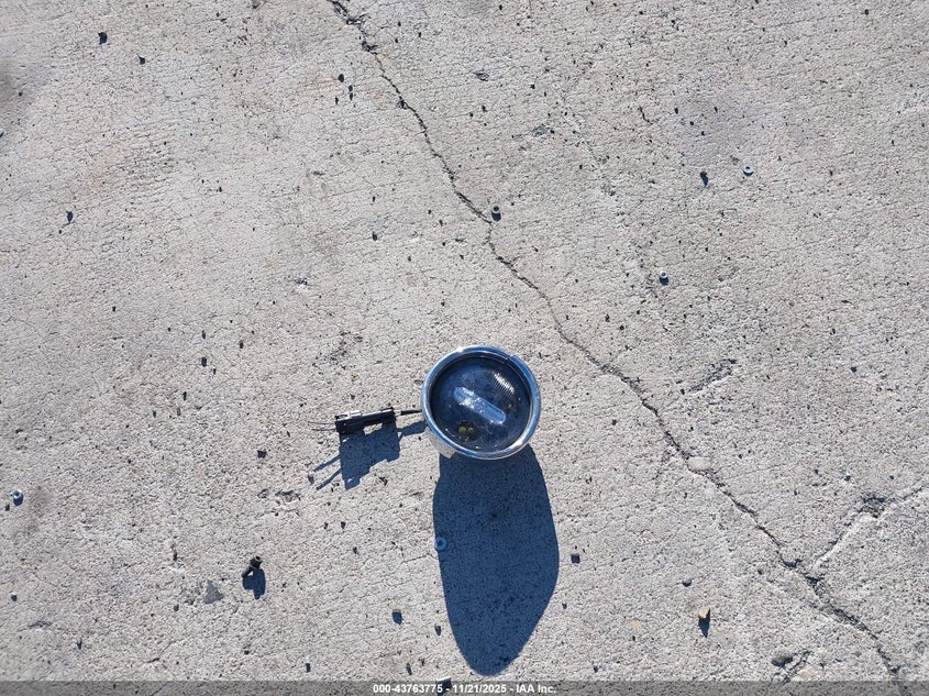 2018 Harley-Davidson Flhcs Heritage Classic 114 VIN: 1HD1YBK35JC076649 Lot: 43763775