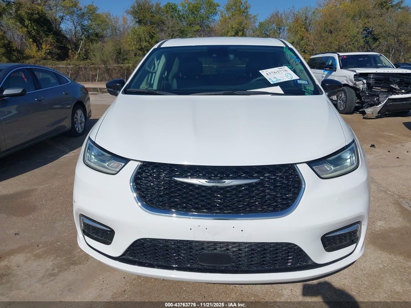 2024 Chrysler Pacifica Touring L VIN: 2C4RC1BG8RR116502 Lot: 43763776