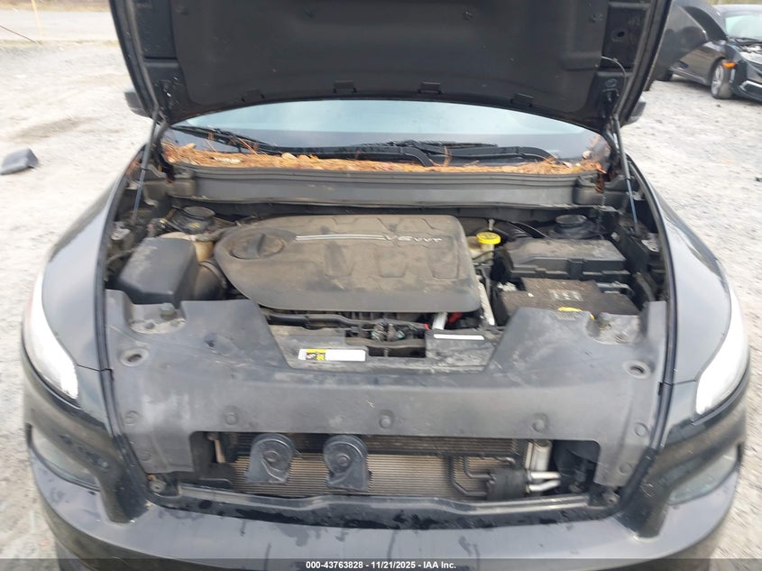 2017 Jeep Cherokee Overland 4X4 VIN: 1C4PJMJS6HW634795 Lot: 43763828