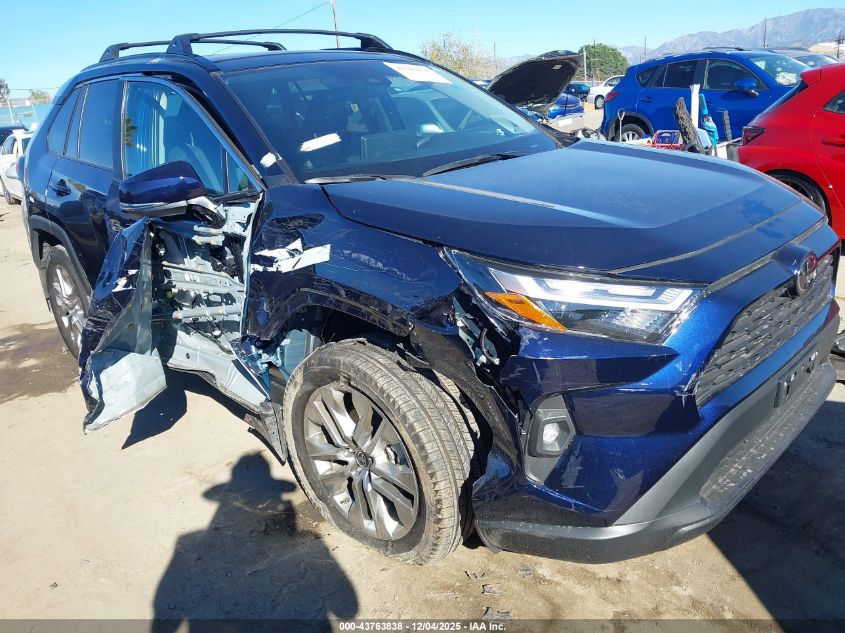 TOYOTA RAV4 XLE PREMIUM