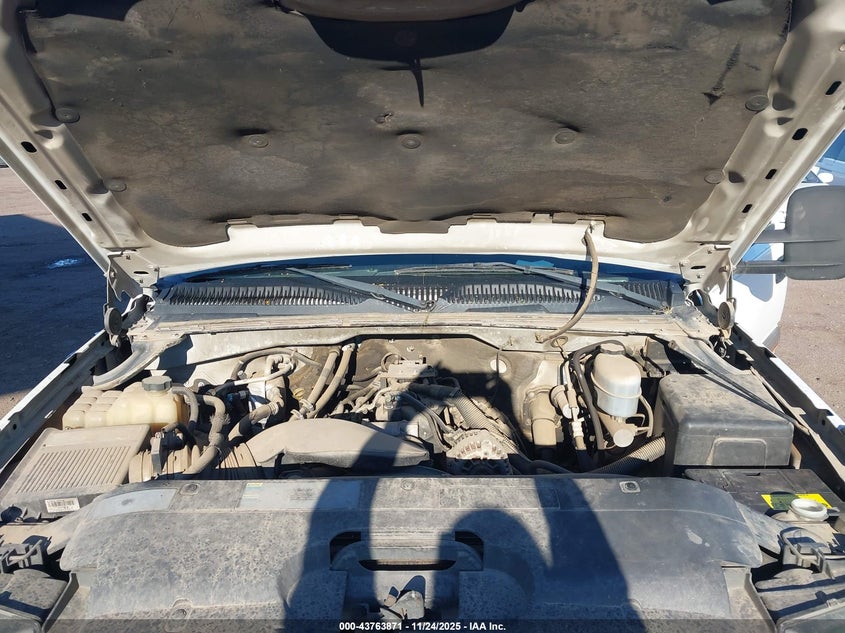 2004 Chevrolet Silverado 2500Hd VIN: 1GCHC29U24E106048 Lot: 43763871