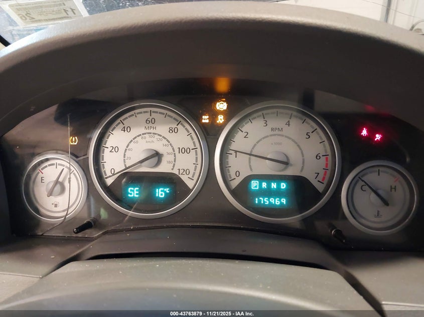 2008 Chrysler Town & Country Touring VIN: 2A8HR54P58R840539 Lot: 43763879