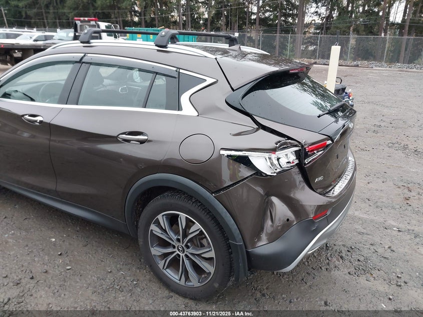 2017 Infiniti Qx30 Premium VIN: SJKCH5CR4HA031204 Lot: 43763903