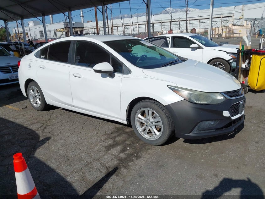 CHEVROLET CRUZE LT AUTO