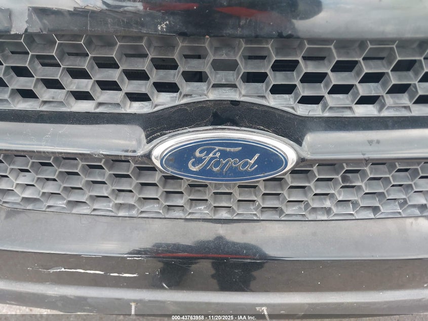 2002 Ford Explorer Sport Trac VIN: 1FMZU67EX2UB17477 Lot: 43763958