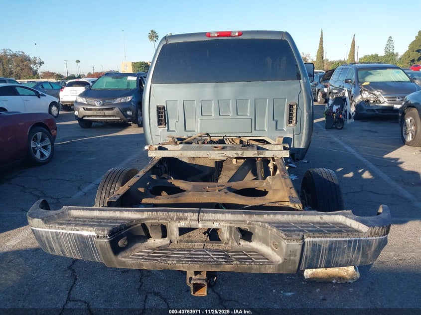 2008 Chevrolet Silverado 2500Hd Ltz VIN: 1GCHK23628F195715 Lot: 43763971