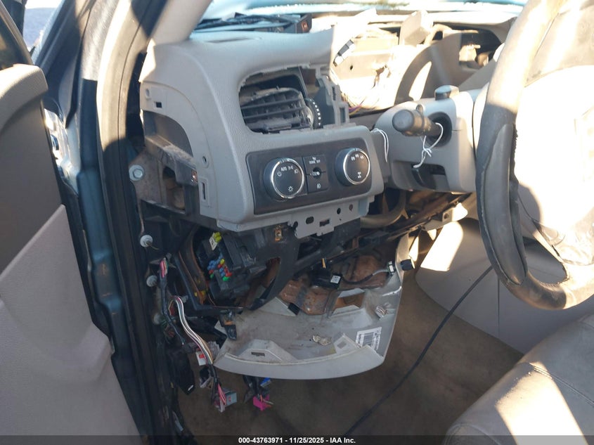 2008 Chevrolet Silverado 2500Hd Ltz VIN: 1GCHK23628F195715 Lot: 43763971