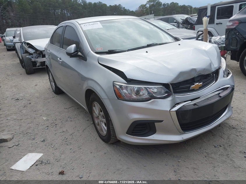 CHEVROLET SONIC LT AUTO