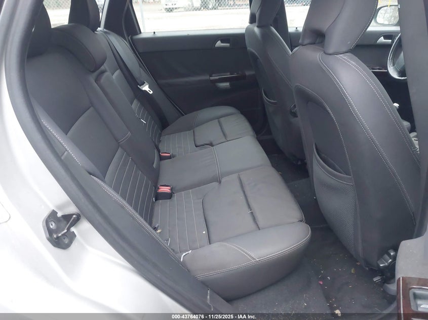 2007 Volvo V50 2.4I VIN: YV1MW390372288948 Lot: 43764076