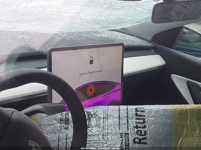 2022 Tesla Model Y Performance Dual Motor All-Wheel Drive VIN: 7SAYGDEFXNF375957 Lot: 43764085