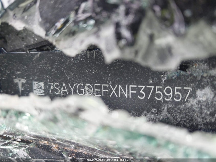 2022 Tesla Model Y Performance Dual Motor All-Wheel Drive VIN: 7SAYGDEFXNF375957 Lot: 43764085