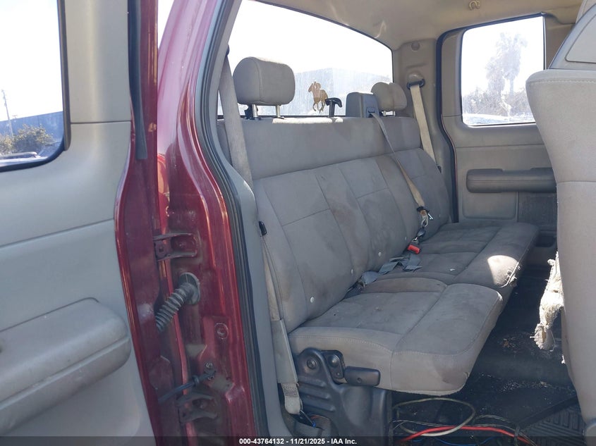 1FTRX12W54KD84037 2004 FORD F-150 photo no. 8