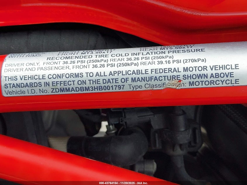 2017 Ducati Monster 797 VIN: ZDMMADBM3HB001797 Lot: 43764154