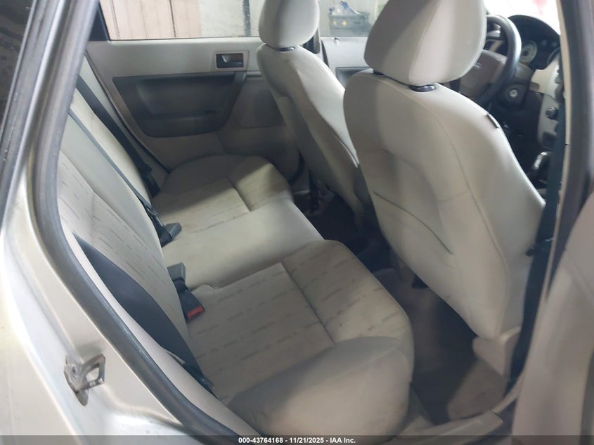 1FAHP35N29W257133 2009 FORD FOCUS photo no. 8