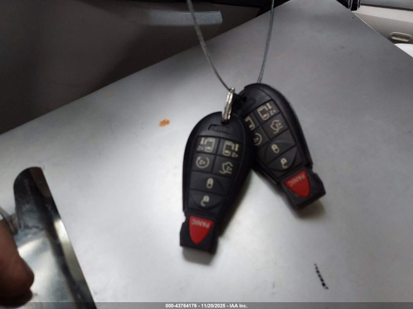 2008 Chrysler Town & Country Touring VIN: 2A8HR54P58R657643 Lot: 43764176