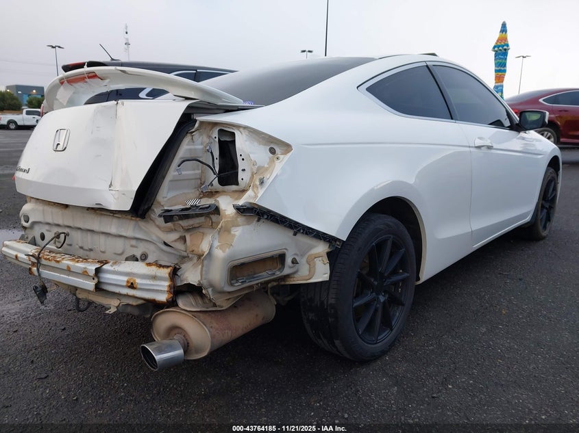 1HGCS11888A013474 2008 HONDA ACCORD photo no. 4