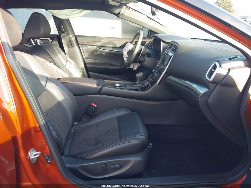 1N4AA6EV5MC516597 2021 NISSAN MAXIMA photo no. 5
