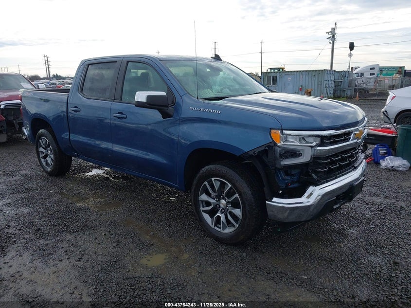 CHEVROLET SILVERADO 1500 4WD SHORT BED LT WITH 2FL